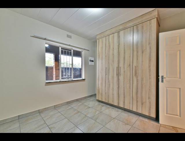1 BEDROOM APARTMENT FOR SALE IN NEW REDRUTH